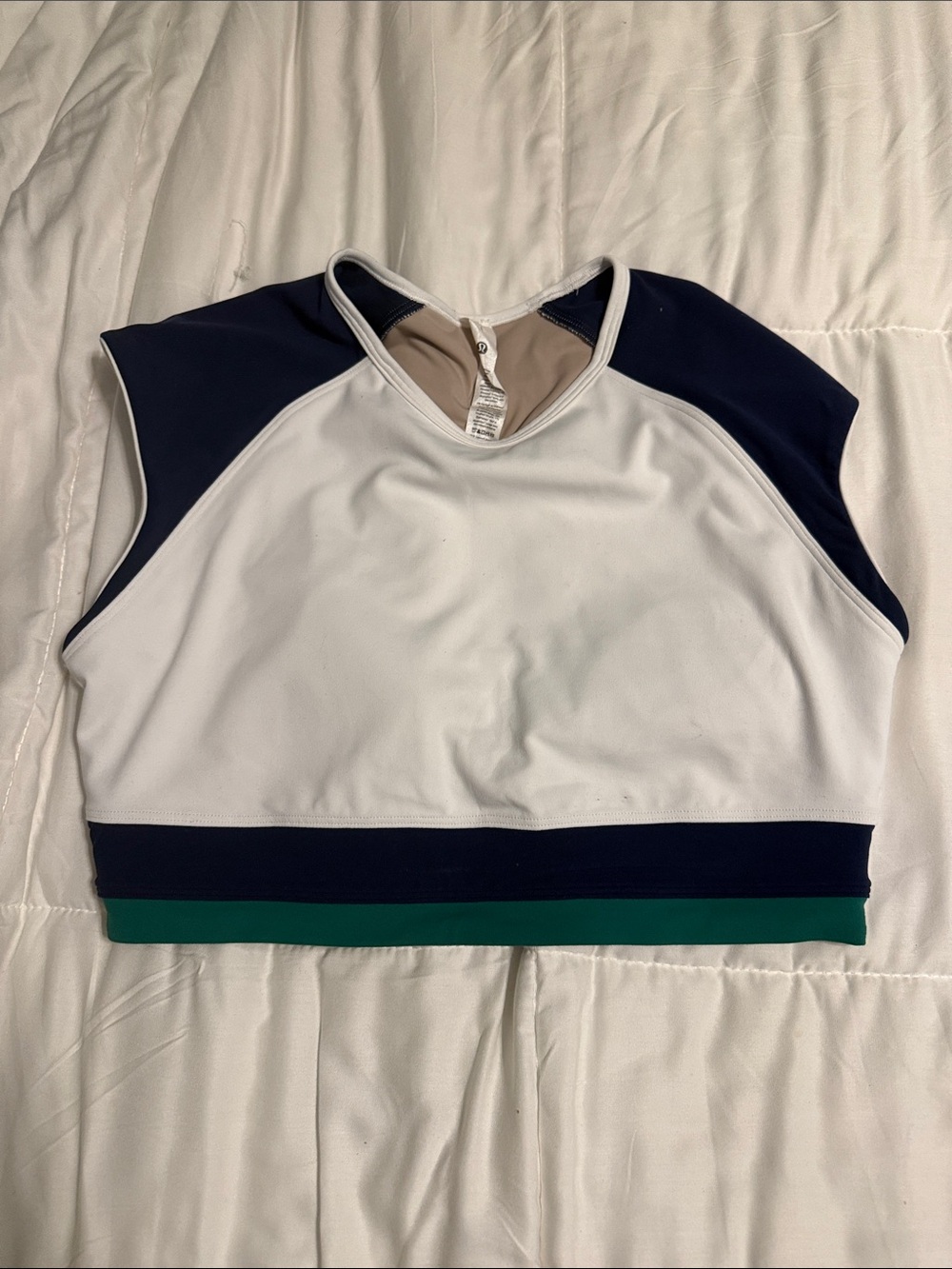 Lululemon large Women’s Colorblock Cropped Tank Top - White & Navy